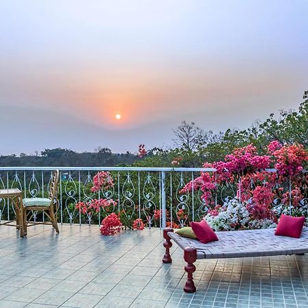 Saffronstays Sunglade, Kashid - Ocean-View Villa Near Kashid Beach Nāndgaon Exteriér fotografie